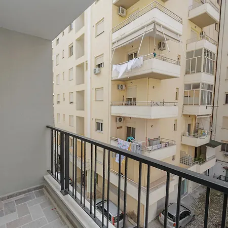 Modern One Bedroom On Prime Location