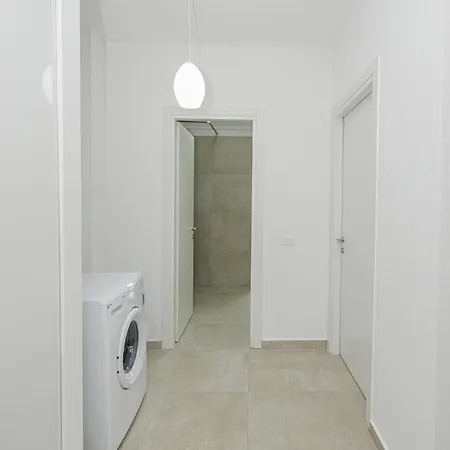 Apartman Modern One Bedroom On Prime Location Vlora