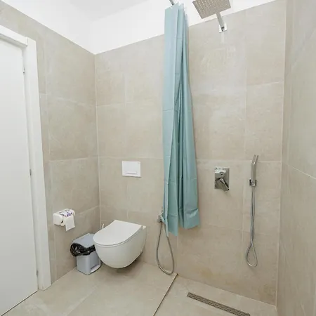 Modern One Bedroom On Prime Location